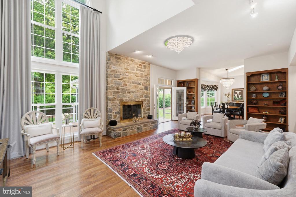 13010 BOSWELL COURT