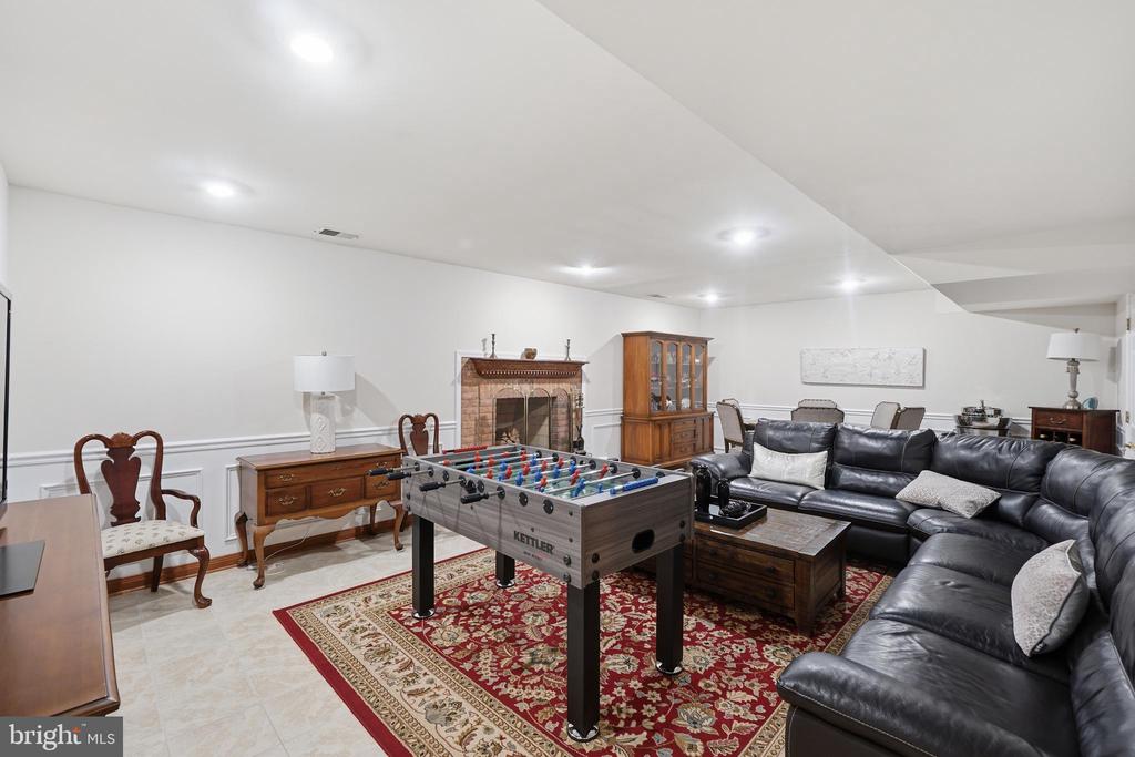 13010 BOSWELL COURT