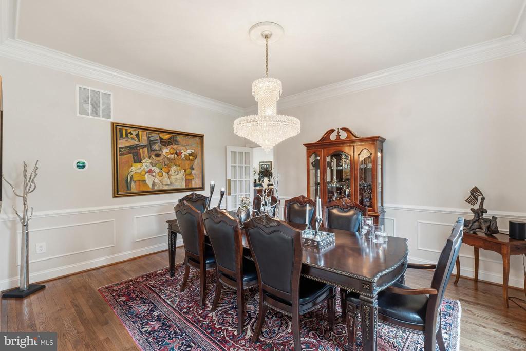 13010 BOSWELL COURT