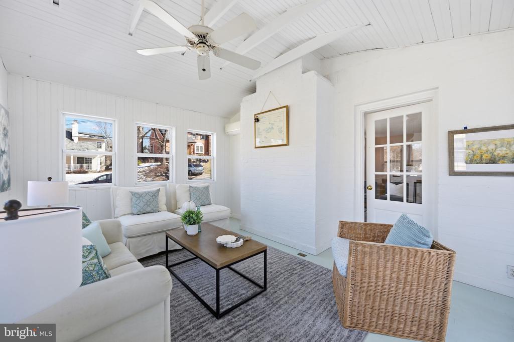 9634 PARKWOOD DRIVE