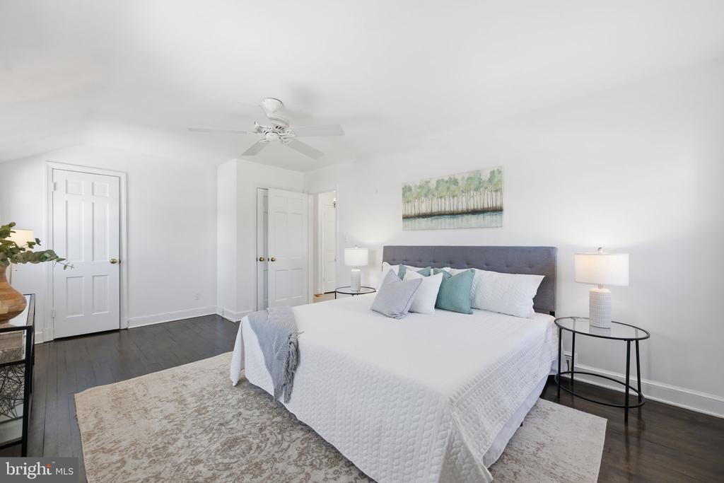 9634 PARKWOOD DRIVE