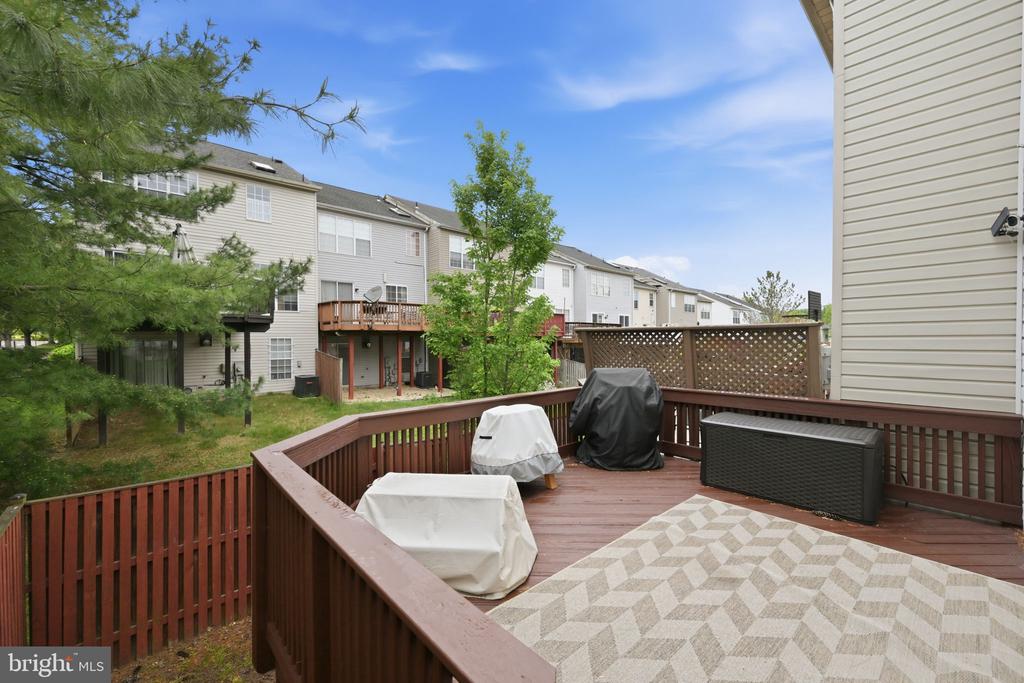 2355 MASSANUTTEN DRIVE