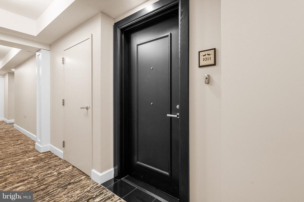 7710 WOODMONT AVENUE Unit: 1011