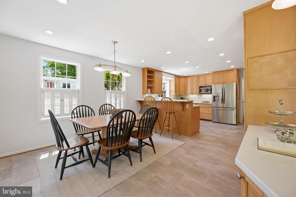 4313 WESTBROOK LANE