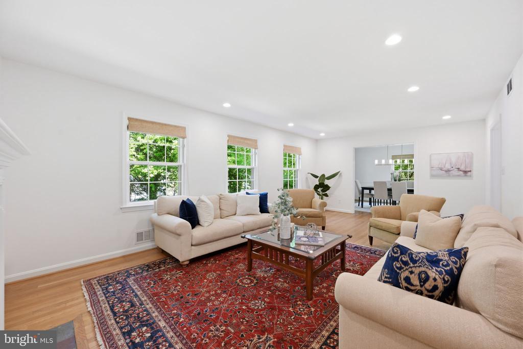 4313 WESTBROOK LANE