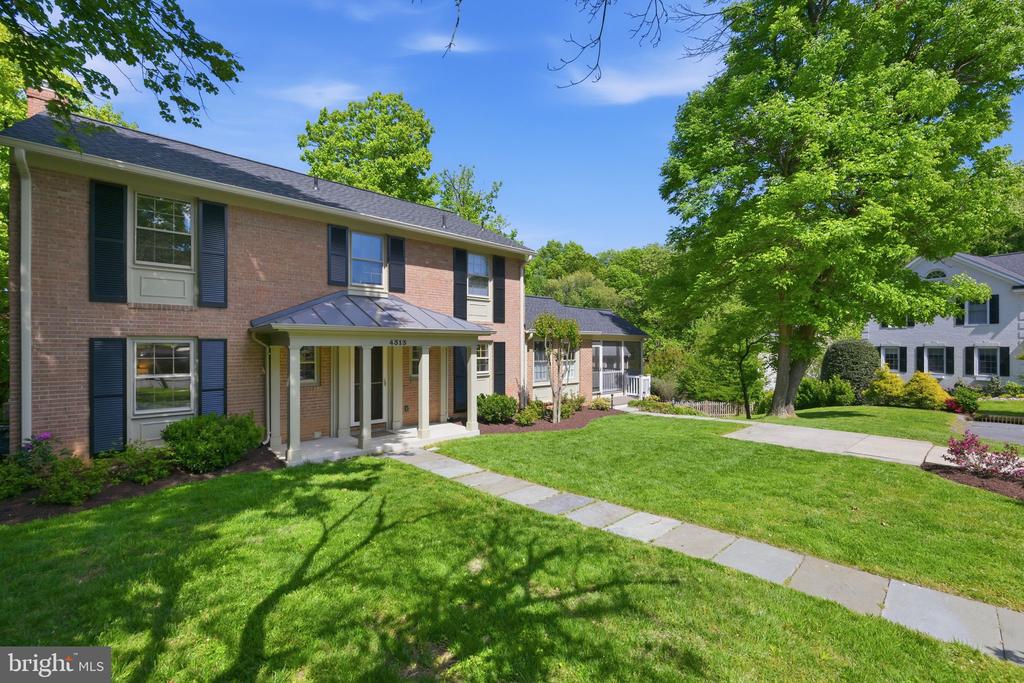 4313 WESTBROOK LANE