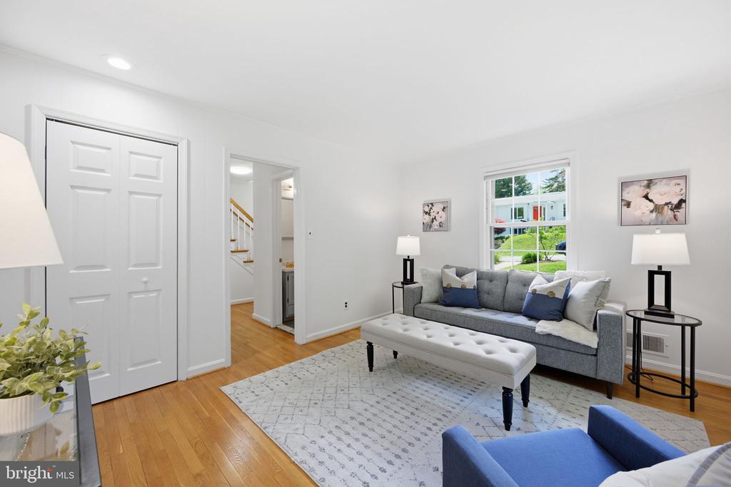 4313 WESTBROOK LANE