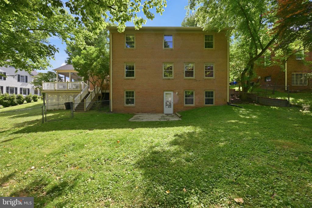4313 WESTBROOK LANE