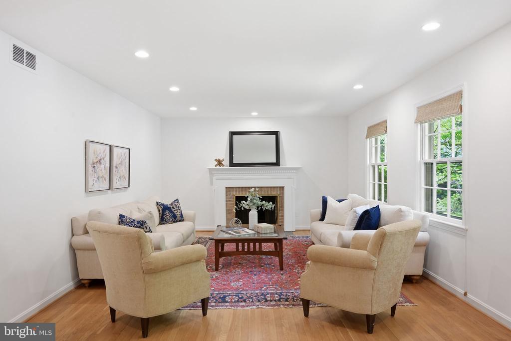 4313 WESTBROOK LANE