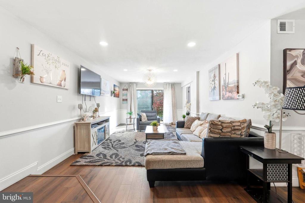 13205 DAIRYMAID DRIVE Unit: 201