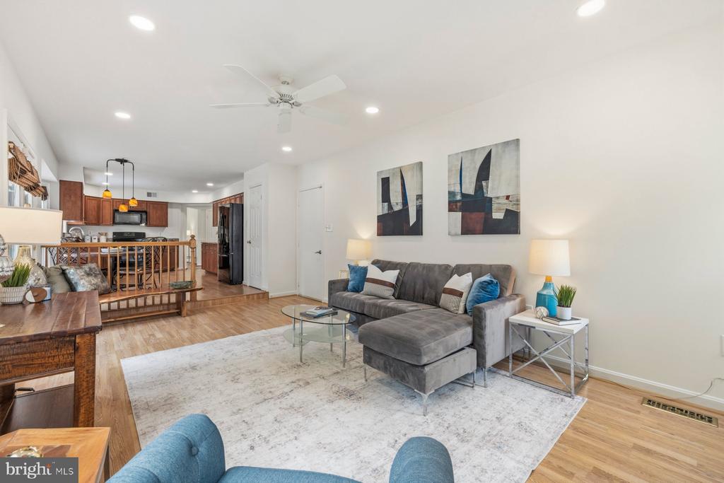 17709 CRYSTAL SPRING TERRACE