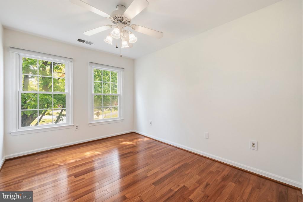 17709 CRYSTAL SPRING TERRACE