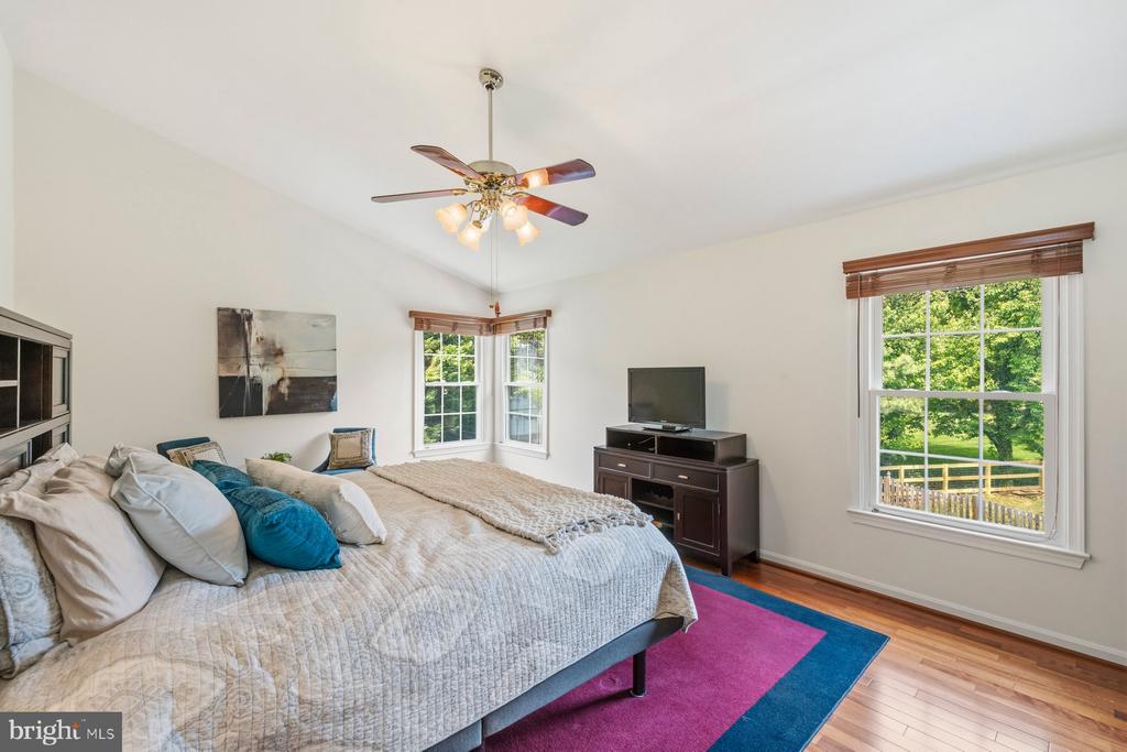 17709 CRYSTAL SPRING TERRACE