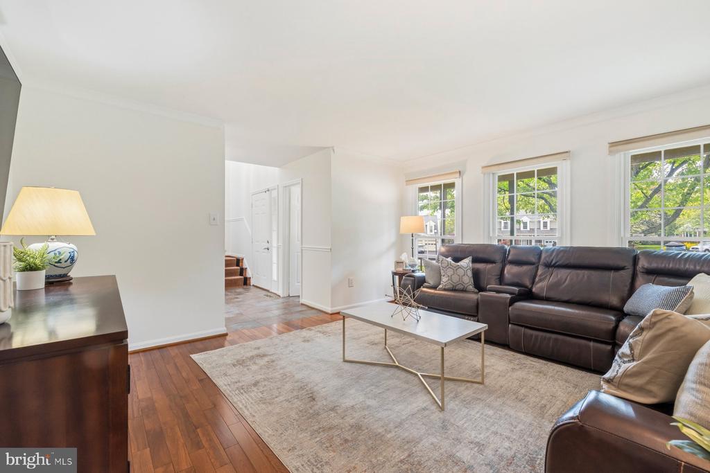17709 CRYSTAL SPRING TERRACE