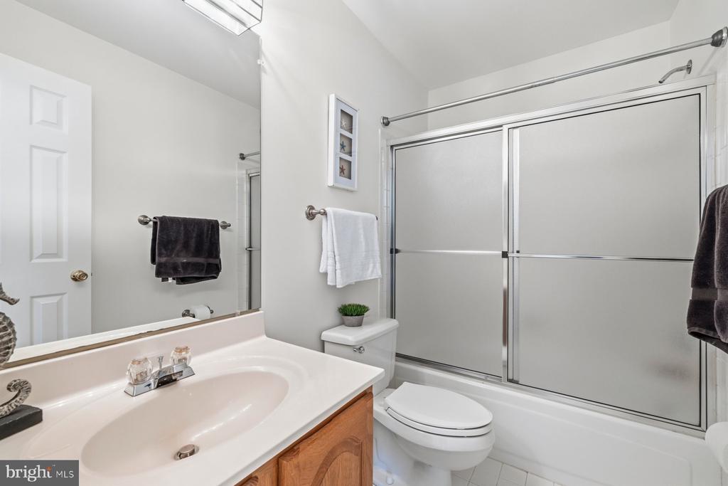 17709 CRYSTAL SPRING TERRACE