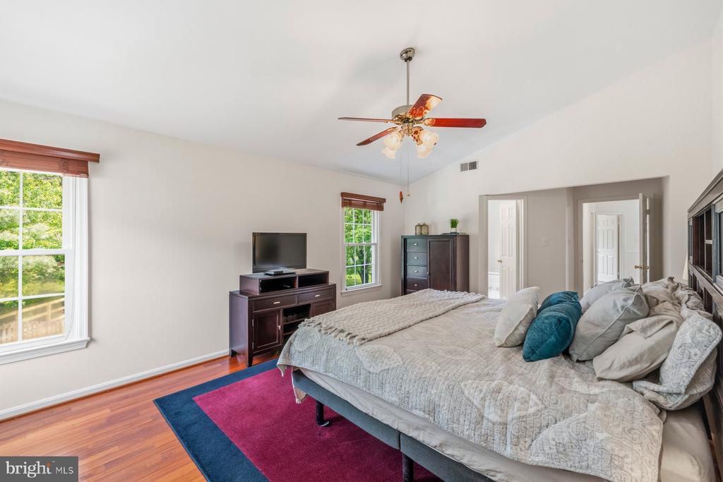 17709 CRYSTAL SPRING TERRACE