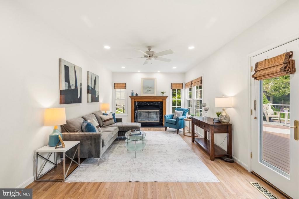 17709 CRYSTAL SPRING TERRACE