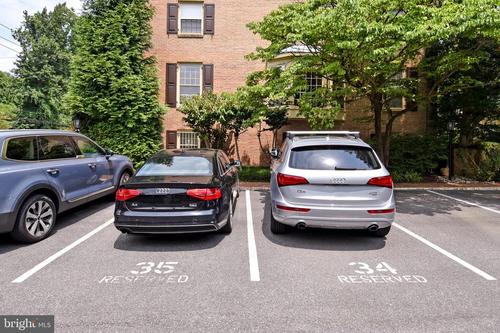 5153 WESTBARD AVENUE Unit: 15