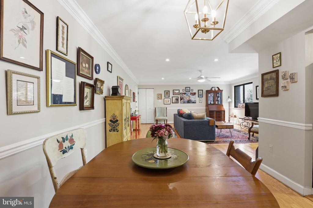 7611 MAPLE AVENUE Unit: 407