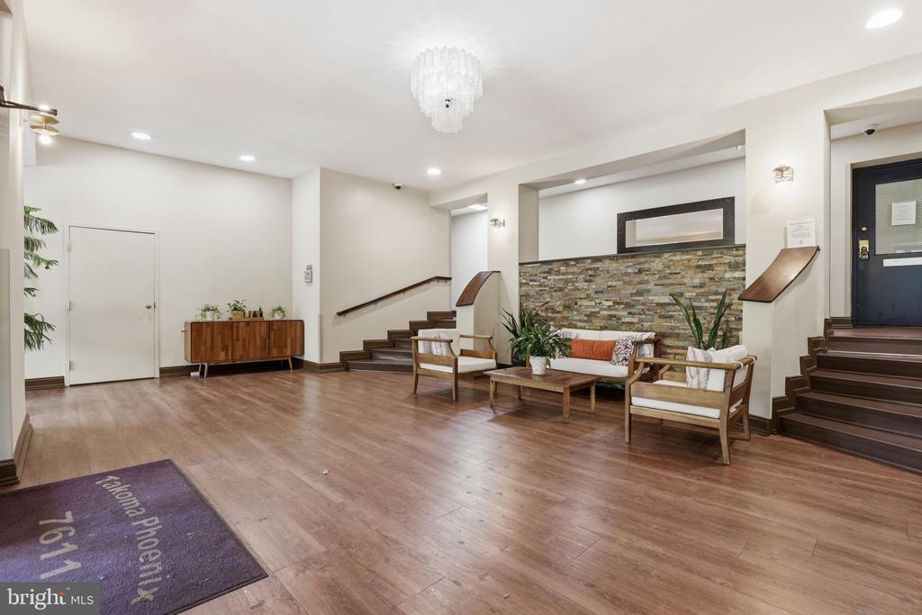 7611 MAPLE AVENUE Unit: 407