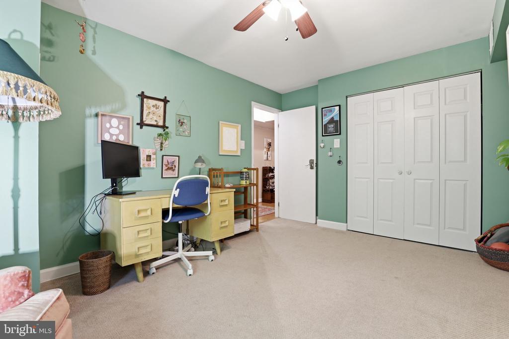 7611 MAPLE AVENUE Unit: 407