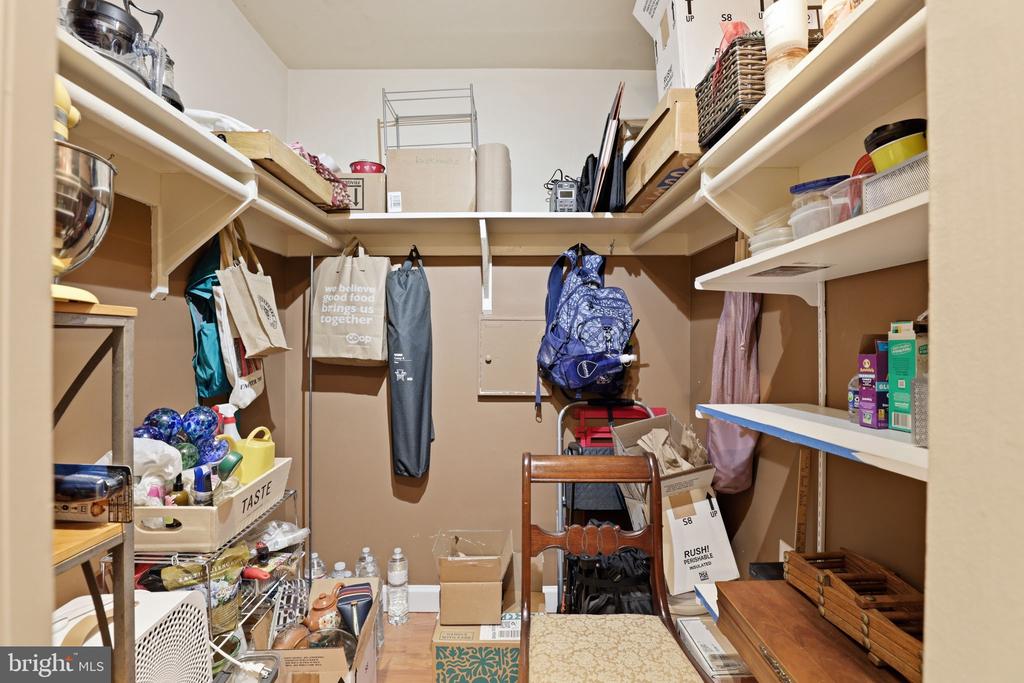 7611 MAPLE AVENUE Unit: 407