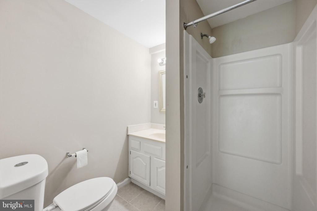 15622 CLIFF SWALLOW WAY