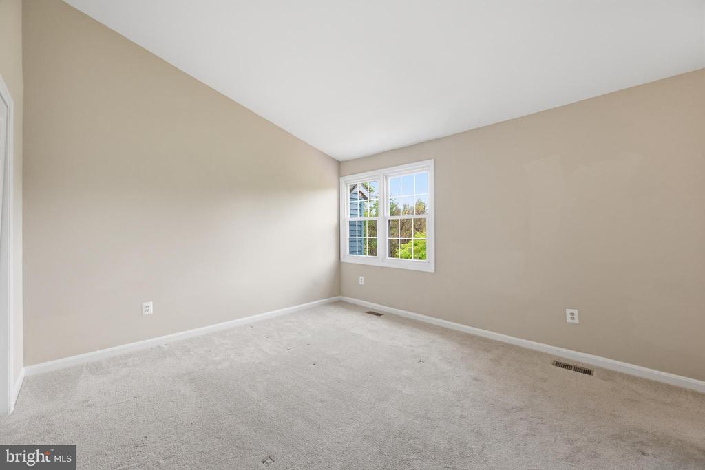 15622 CLIFF SWALLOW WAY