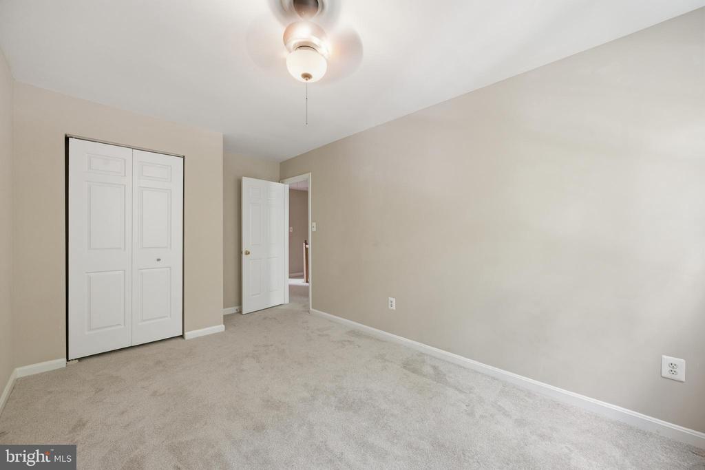 15622 CLIFF SWALLOW WAY