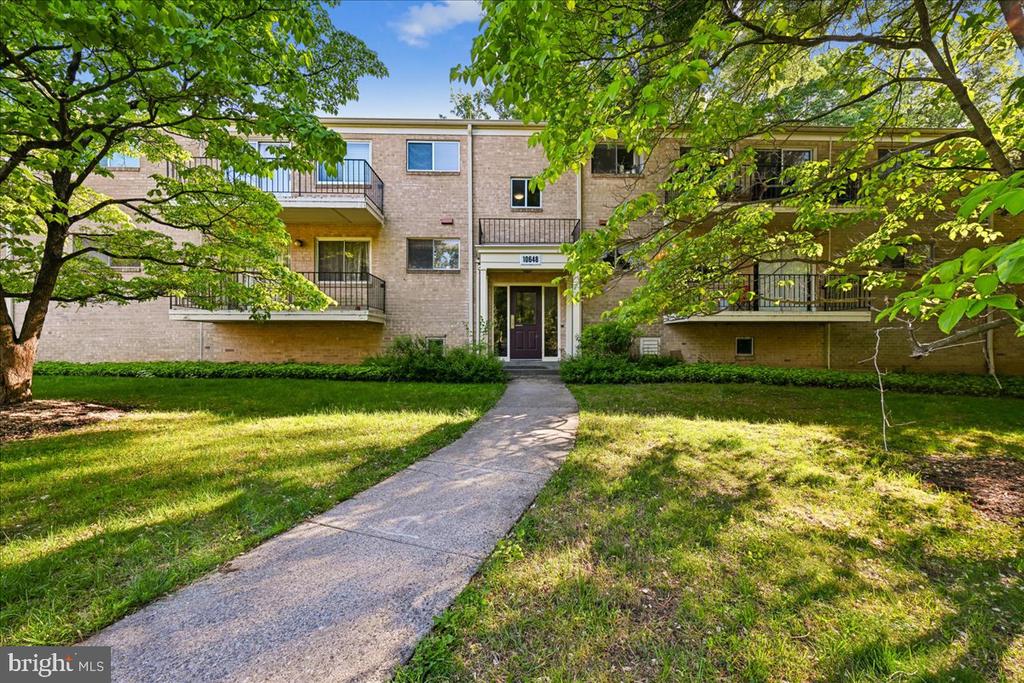 10648 MONTROSE AVENUE Unit: M-103
