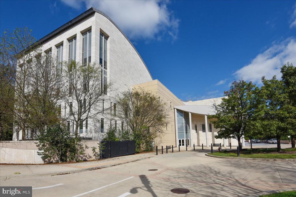 10648 MONTROSE AVENUE Unit: M-103
