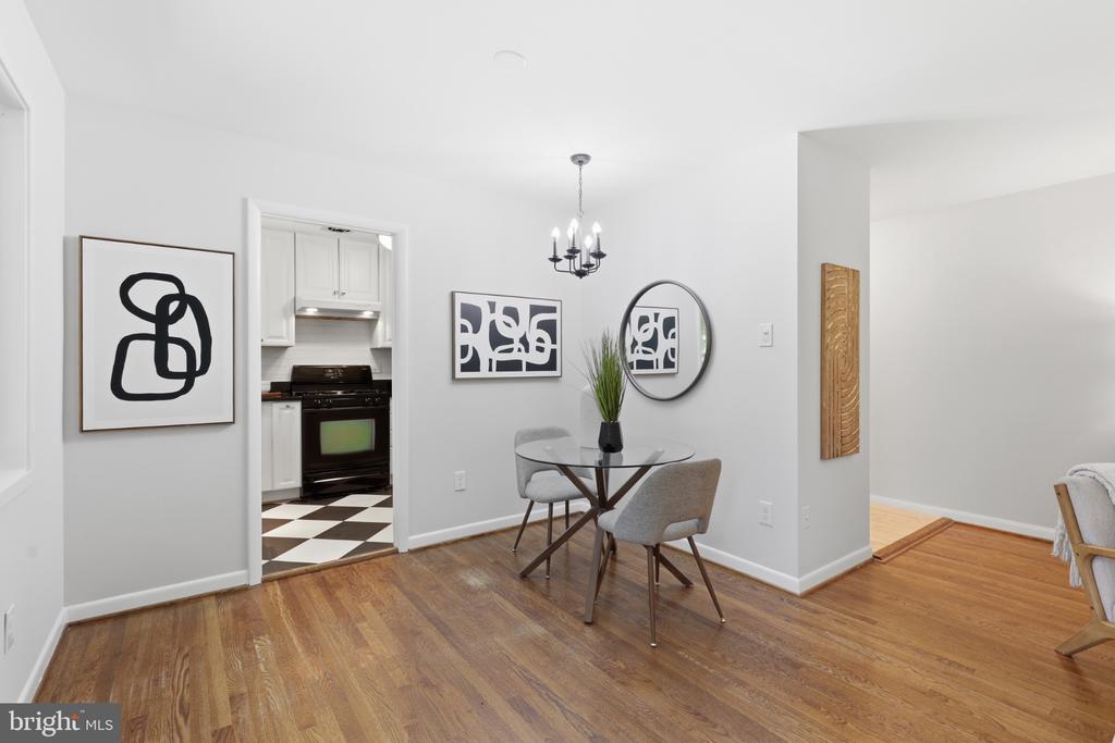 10530 MONTROSE AVENUE Unit: M202