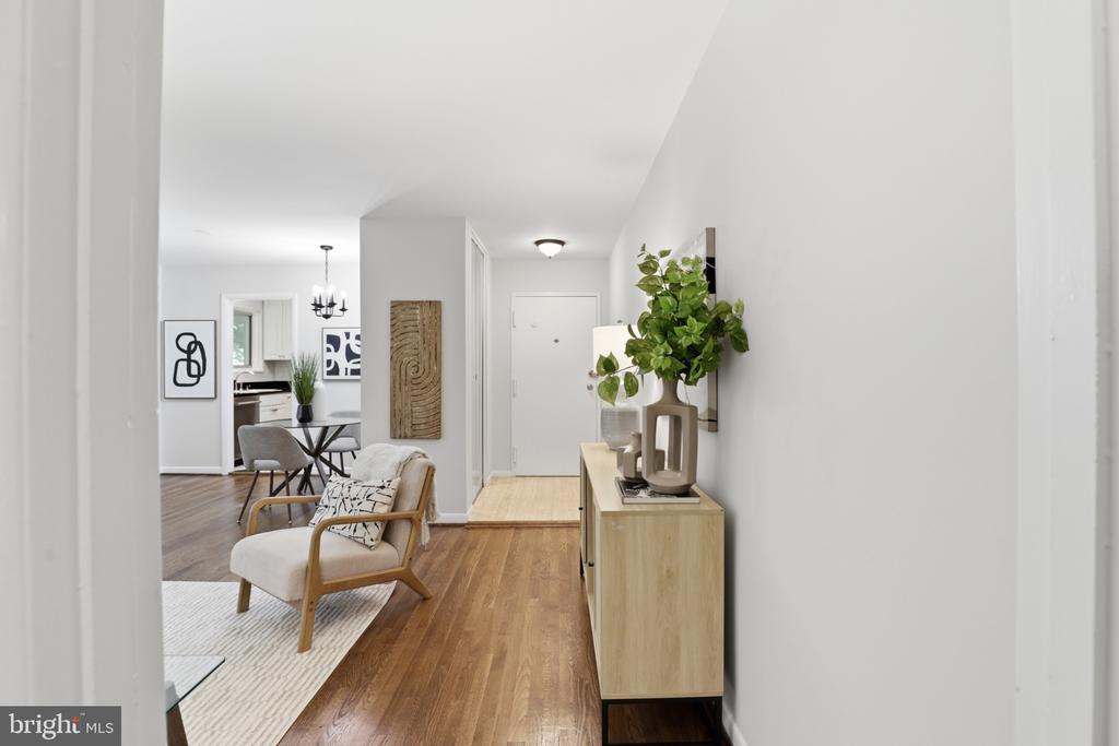10530 MONTROSE AVENUE Unit: M202