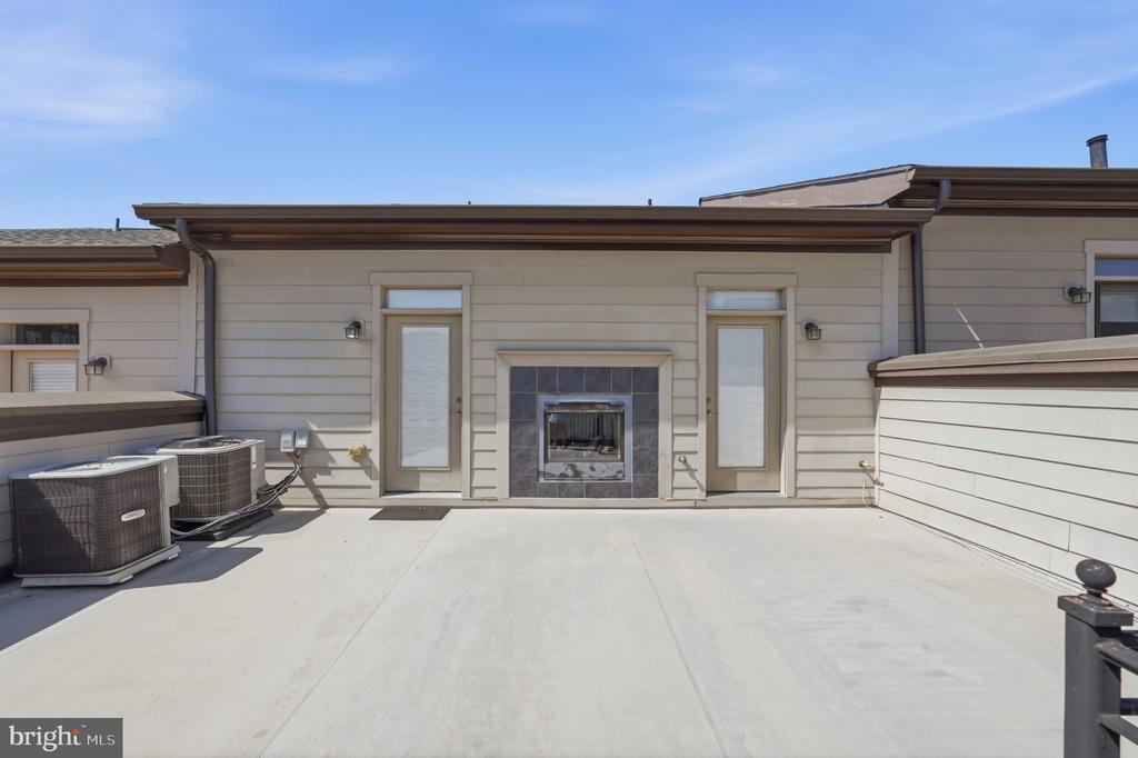 12525 LINDA VIEW LANE