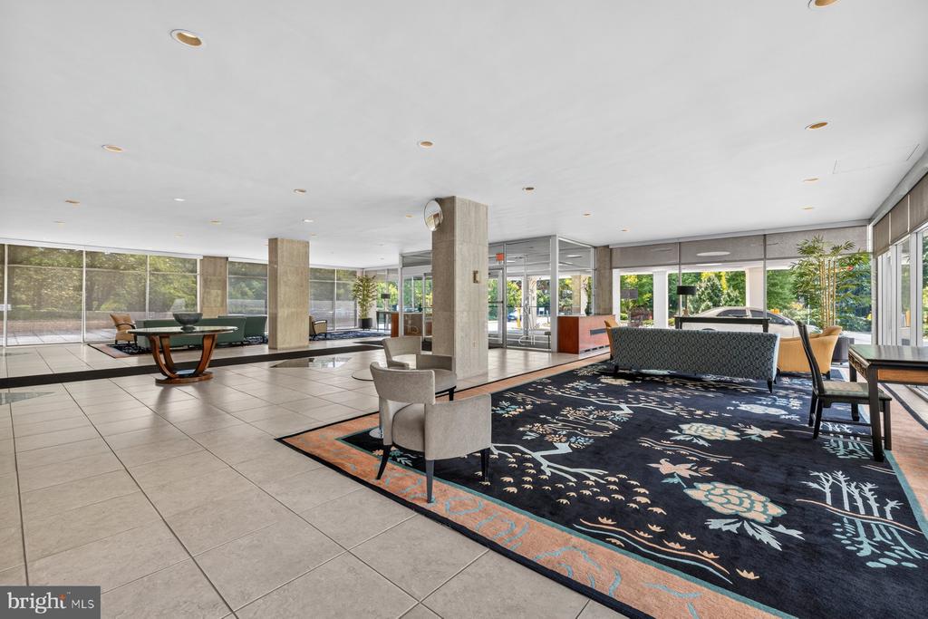 10401 GROSVENOR PLACE Unit: 1327