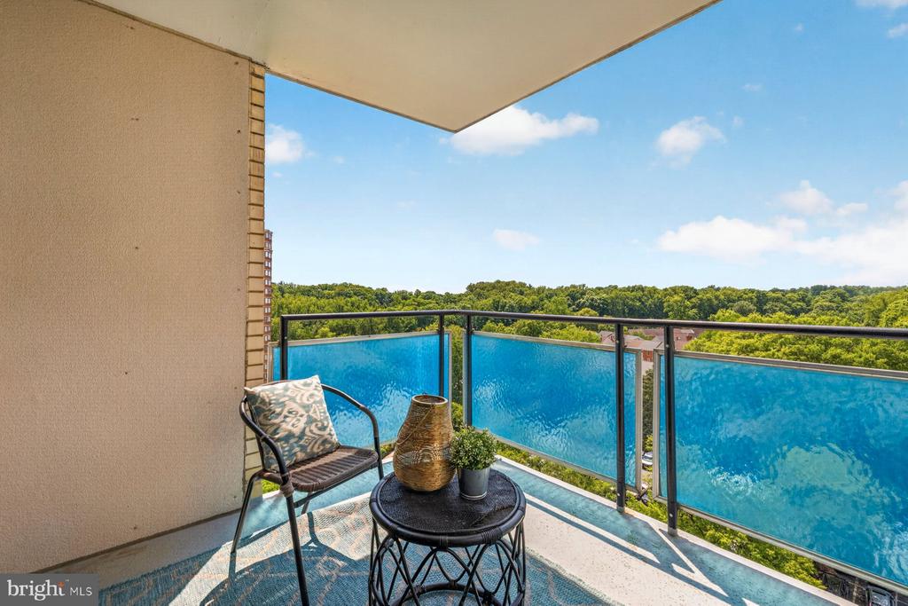 10401 GROSVENOR PLACE Unit: 1327