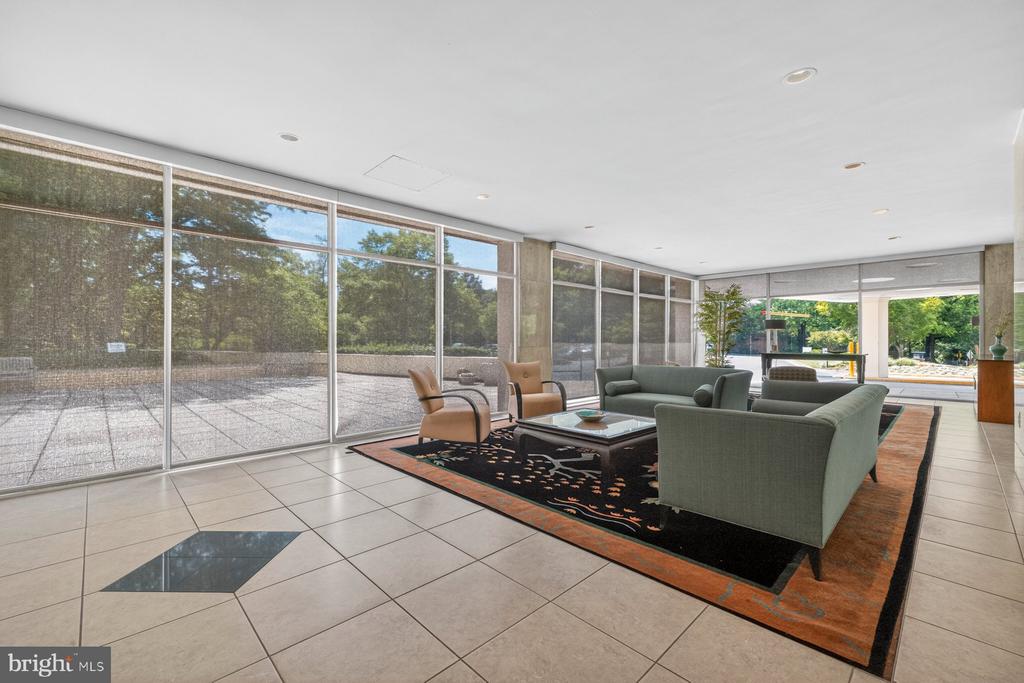 10401 GROSVENOR PLACE Unit: 1327