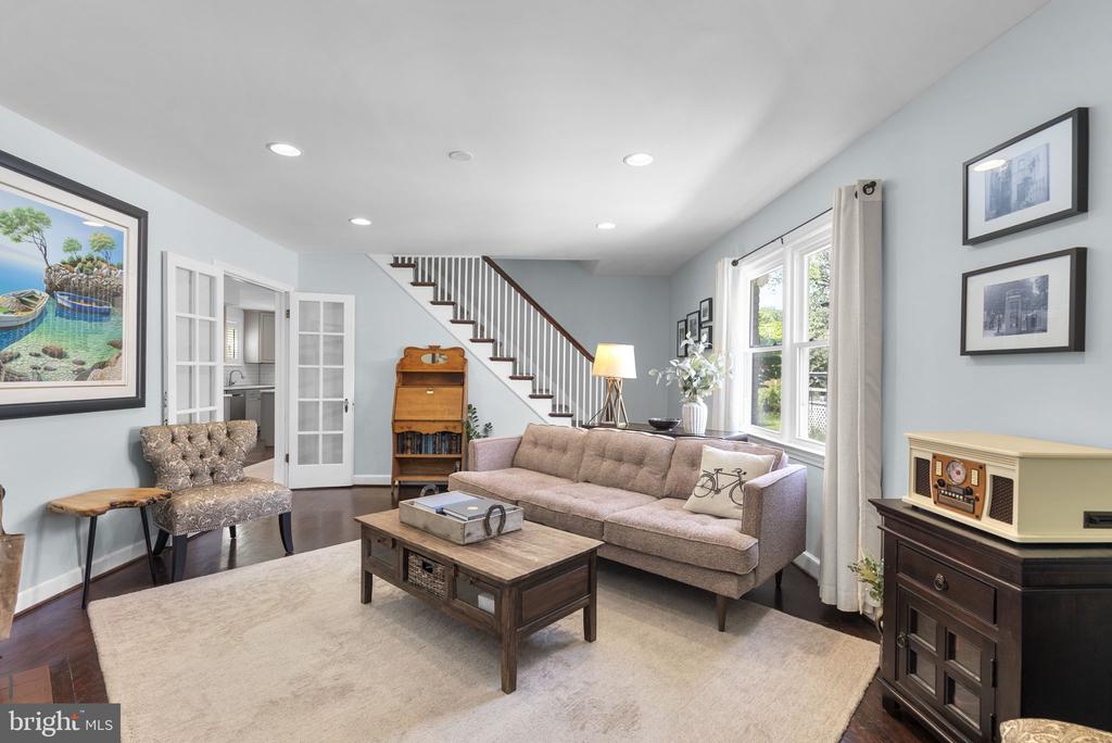 9504 BILTMORE DRIVE