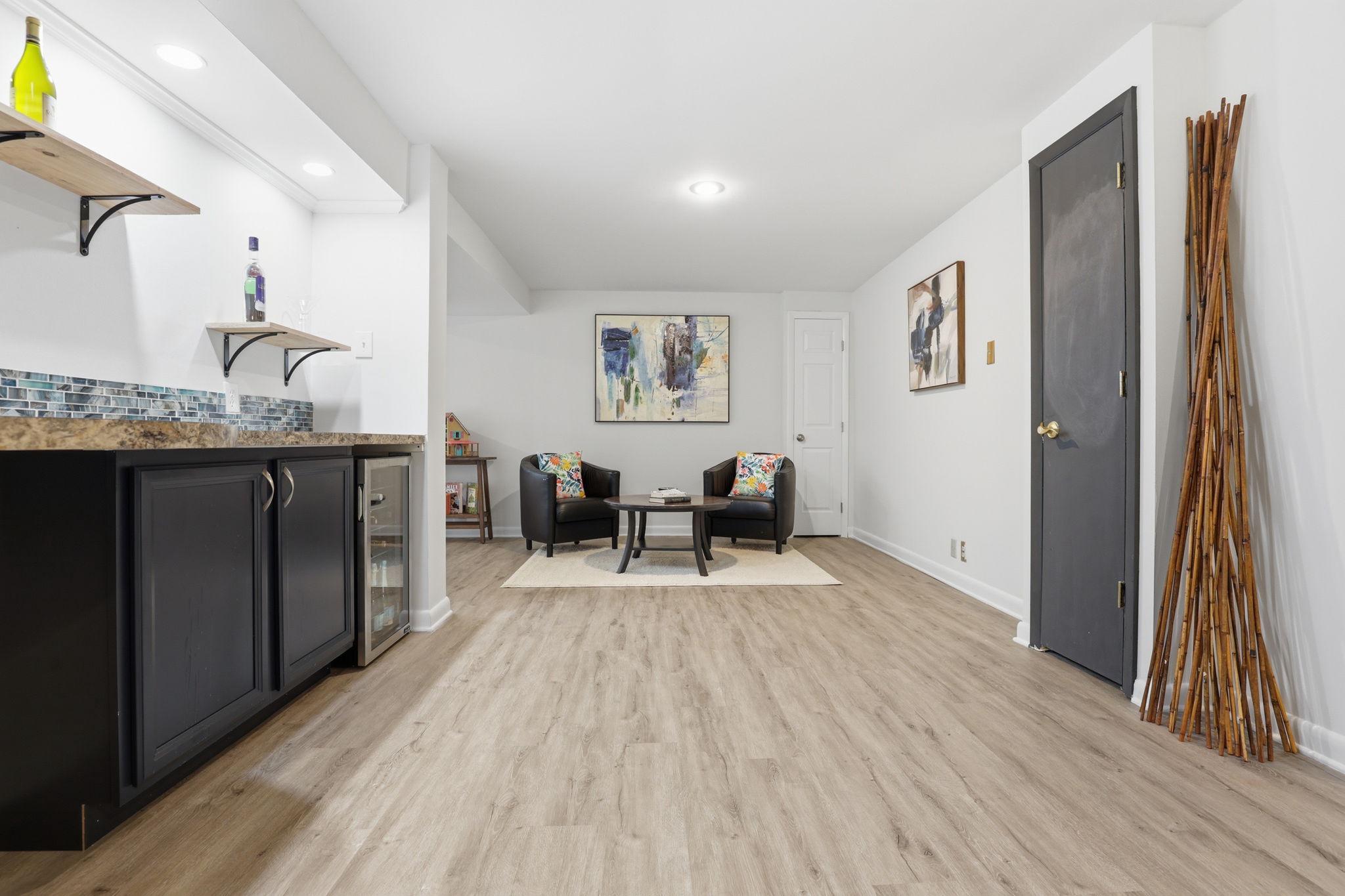 4205 WHITE TULIP COURT