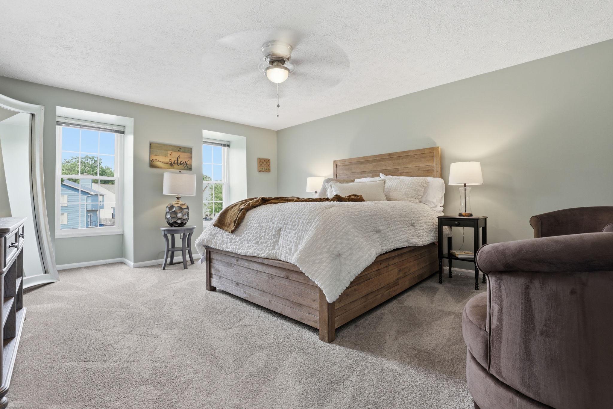 4205 WHITE TULIP COURT