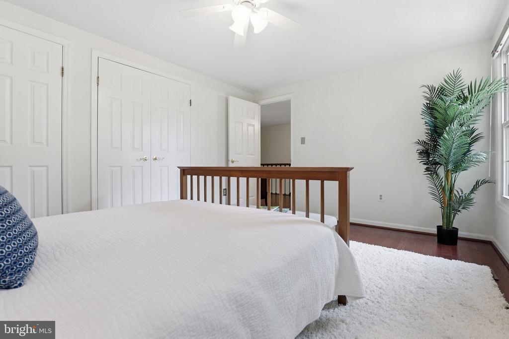 4205 WHITE TULIP COURT