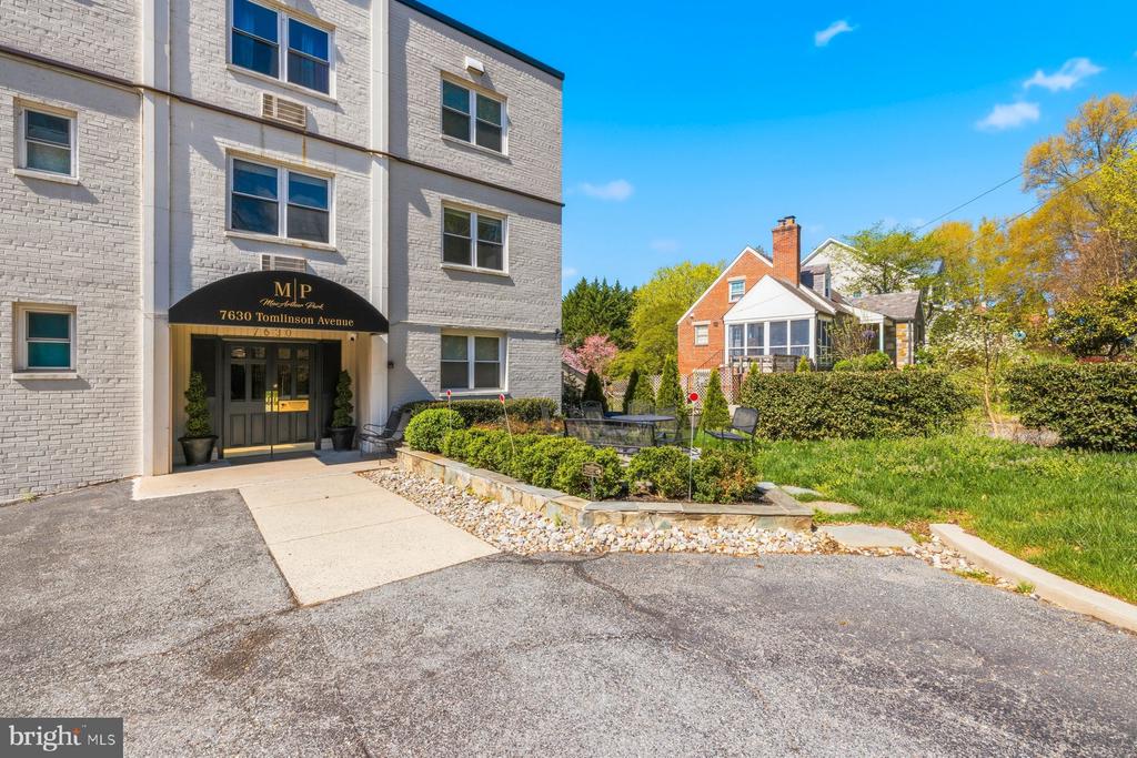 7630 TOMLINSON AVENUE Unit: 35