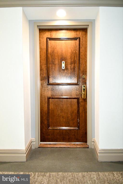 5225 POOKS HILL ROAD Unit: 803N