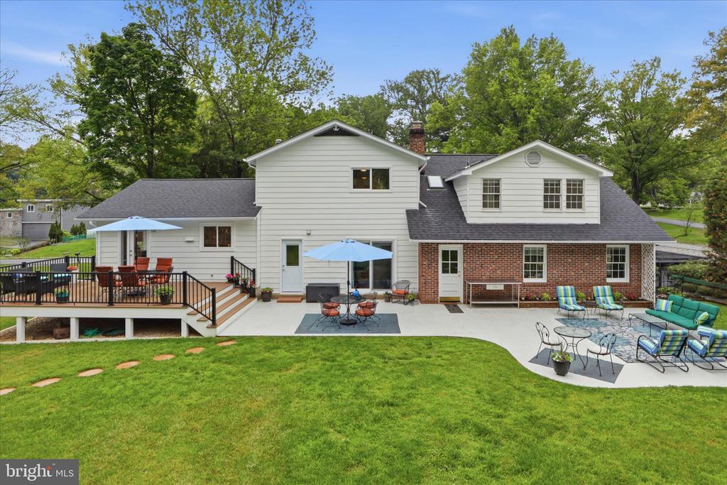 6939 WICK LANE