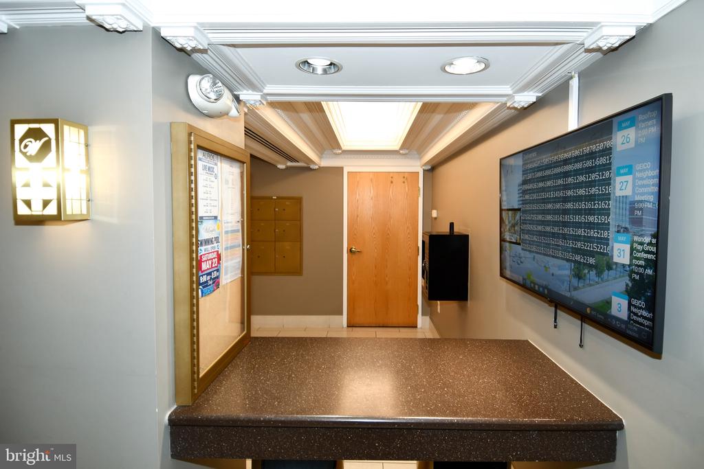 4515 WILLARD AVENUE Unit: 1201S