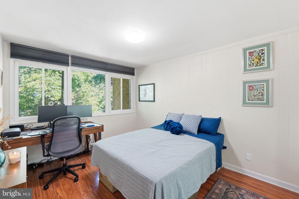 7541 SPRING LAKE DRIVE Unit: B-2