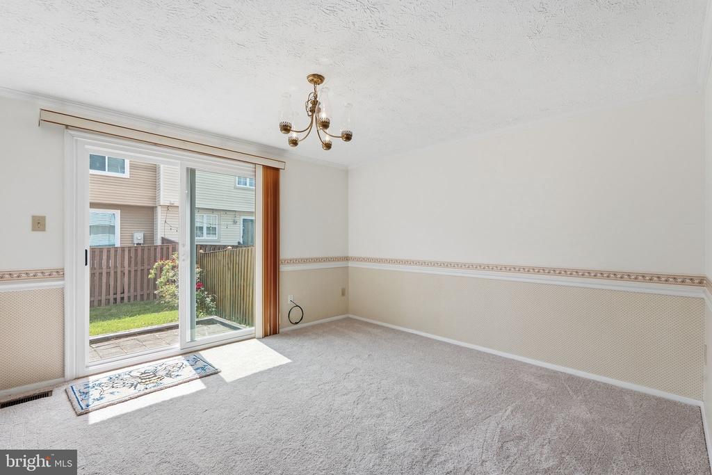 210 CURRY FORD LANE