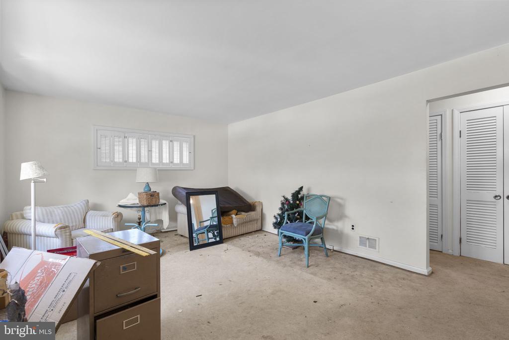 507 HARDING DRIVE