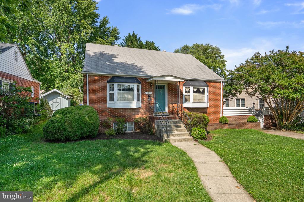 507 HARDING DRIVE