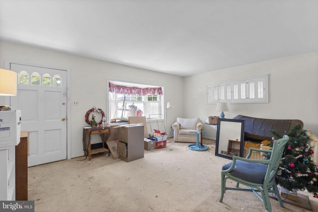 507 HARDING DRIVE